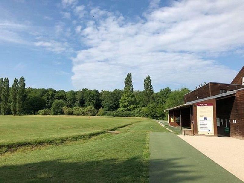 Domaine De La Foret D'Orient, Logis Hotel, Restaurant, Spa Et Golf Rouilly-Sacey Dış mekan fotoğraf